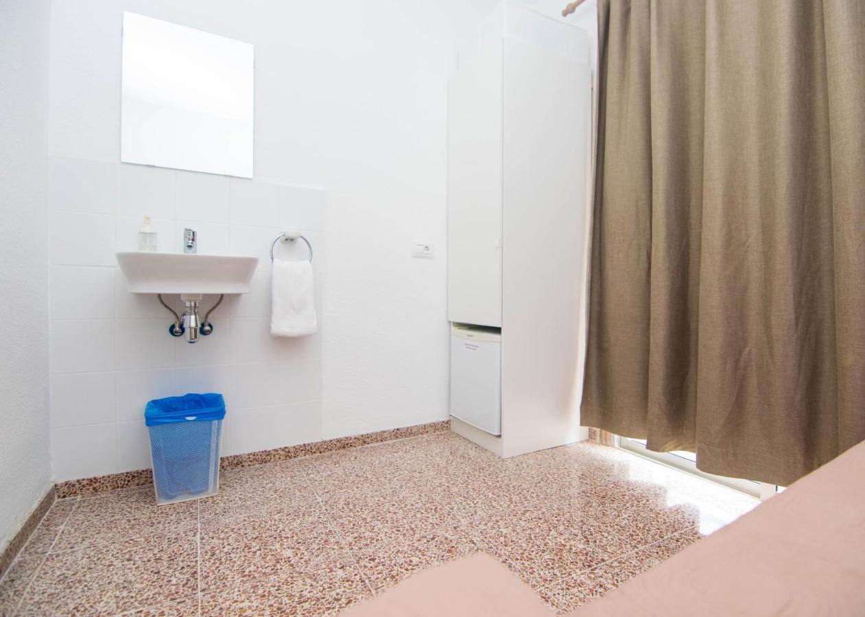 Pension Alcala Luaran gambar